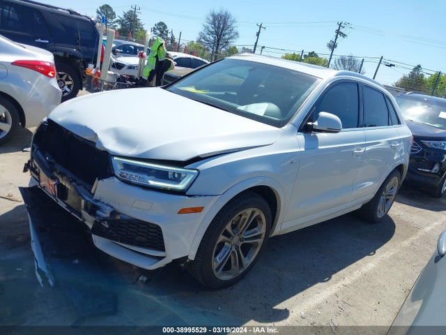 WA1JCCFS5JR030284 Audi Q3 2.0t Premium/2.0t Sport Premium