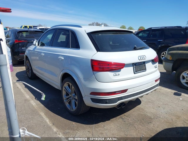 WA1JCCFS5JR030284 Audi Q3 2.0t Premium/2.0t Sport Premium