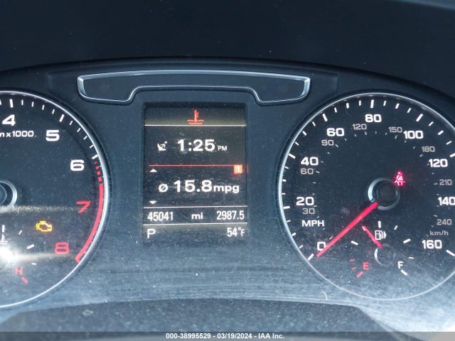 WA1JCCFS5JR030284 Audi Q3 2.0t Premium/2.0t Sport Premium