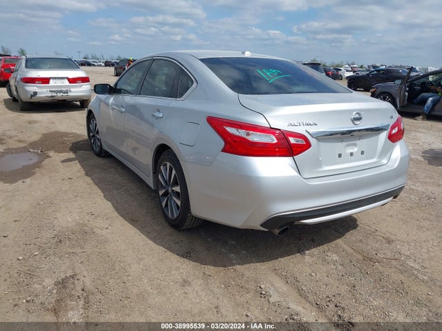 Nissan Altima 2.5 Sv 2017 1N4AL3AP4HC175070 Image 3