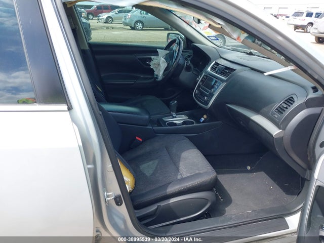 Nissan Altima 2.5 Sv 2017 1N4AL3AP4HC175070 Image 5