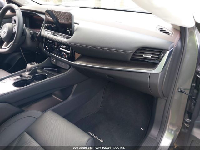 JN8BT3DC8PW105113 Nissan Rogue Platinum Fwd