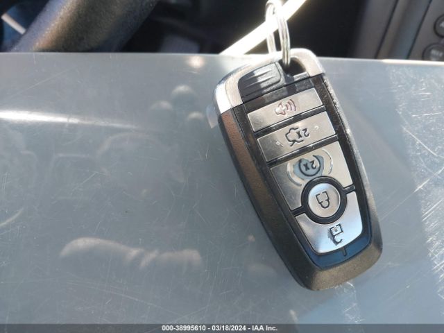 3FA6P0RU5HR219369 Ford Fusion Hybrid Titanium