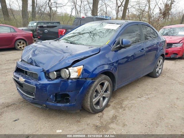Chevrolet Sonic Ls Manual 2014 1G1JB5SH9E4147795 Image 2