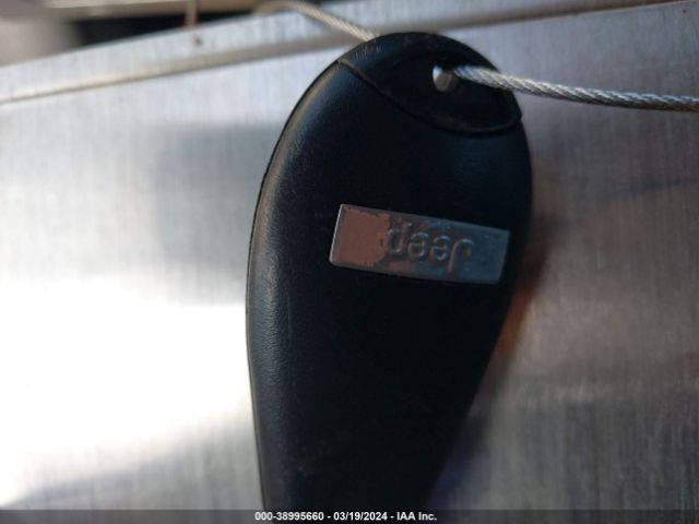 1C4PJLCBXMD208184 Jeep Cherokee Latitude 4x4