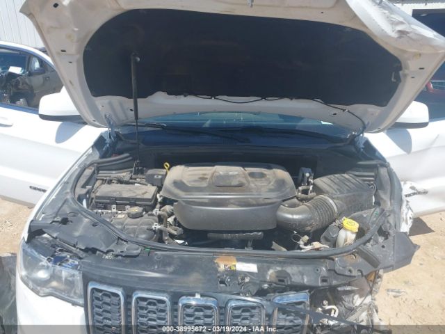 1C4RJEAG3JC481276 Jeep Grand Cherokee Laredo E 4x2