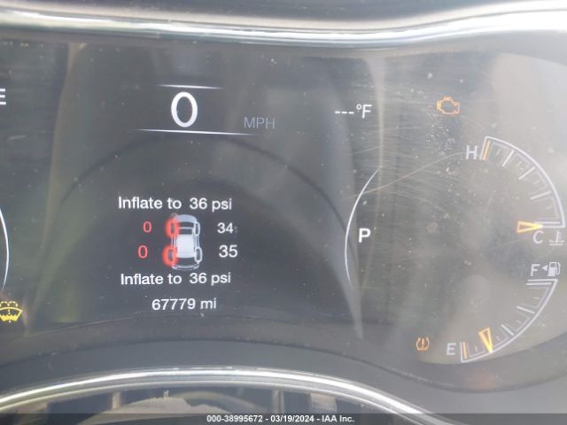 1C4RJEAG3JC481276 Jeep Grand Cherokee Laredo E 4x2