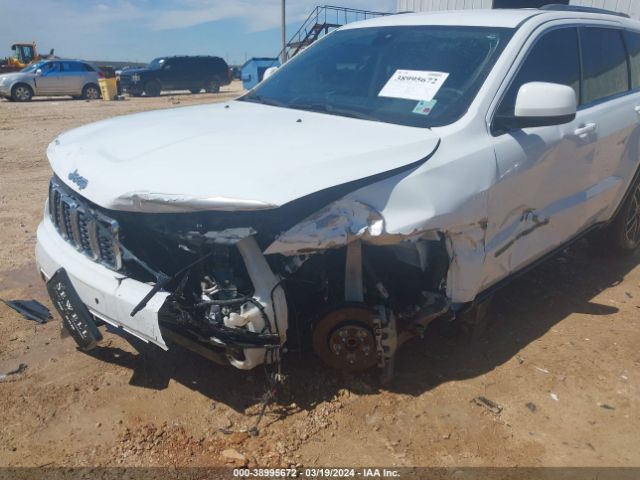 1C4RJEAG3JC481276 Jeep Grand Cherokee Laredo E 4x2
