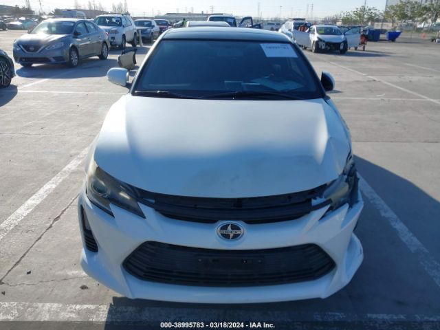 JTKJF5C76GJ023806 Scion TC