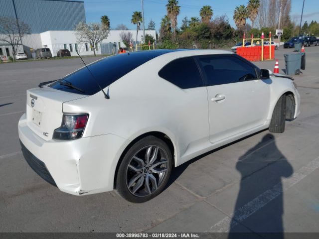 JTKJF5C76GJ023806 Scion TC