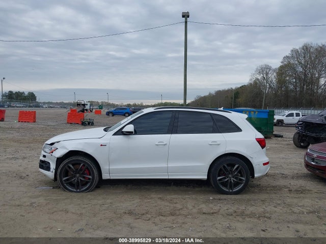 WA1CCAFP8GA116821 Audi Sq5 3.0t Premium Plus