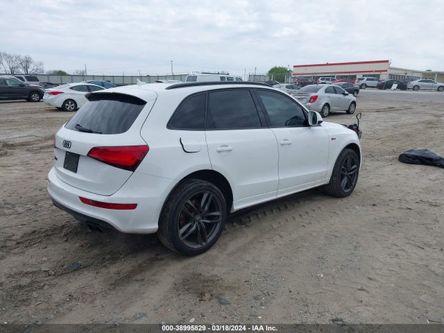 WA1CCAFP8GA116821 Audi Sq5 3.0t Premium Plus