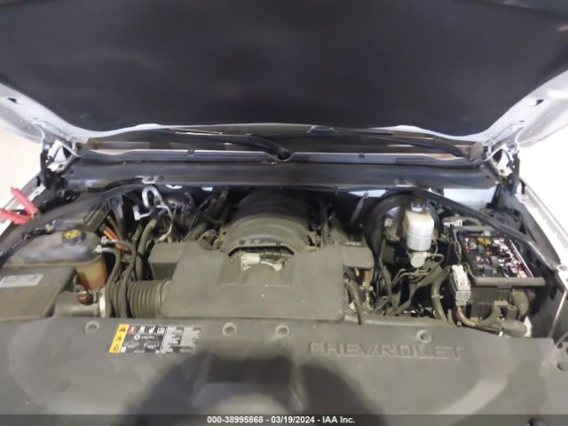 1GNSKHKC8KR333657 Chevrolet Suburban Lt