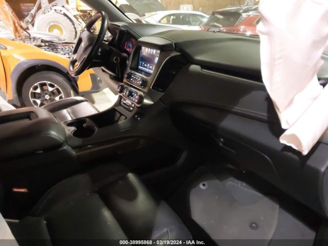 1GNSKHKC8KR333657 Chevrolet Suburban Lt