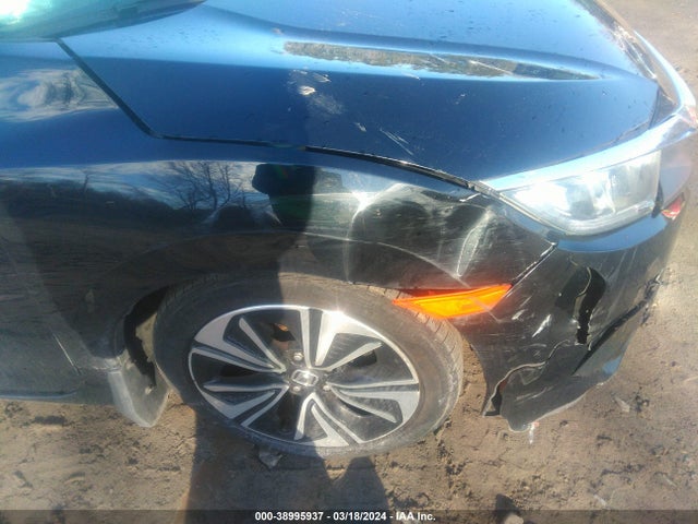 Honda Civic Ex-t 2018 2HGFC3B39JH354690 Image 20