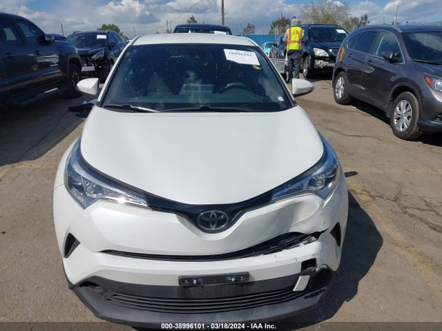 Toyota C-HR LE 2019 JTNKHMBX5K1028307 Image 12