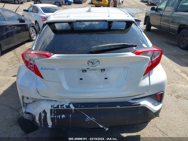Toyota C-HR LE 2019 JTNKHMBX5K1028307 Image 16