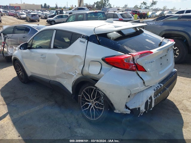 Toyota C-HR LE 2019 JTNKHMBX5K1028307 Image 3