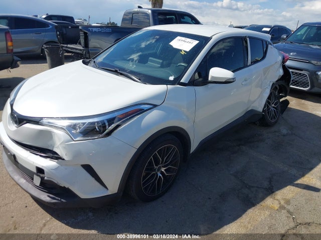 Toyota C-HR LE 2019 JTNKHMBX5K1028307 Image 6