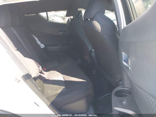 Toyota C-HR LE 2019 JTNKHMBX5K1028307 Image 8