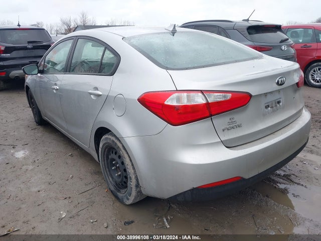 KIA FORTE LX 2015 KNAFK4A67F5422094 Image 3