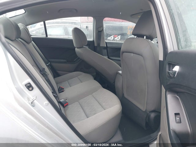 KIA FORTE LX 2015 KNAFK4A67F5422094 Image 8