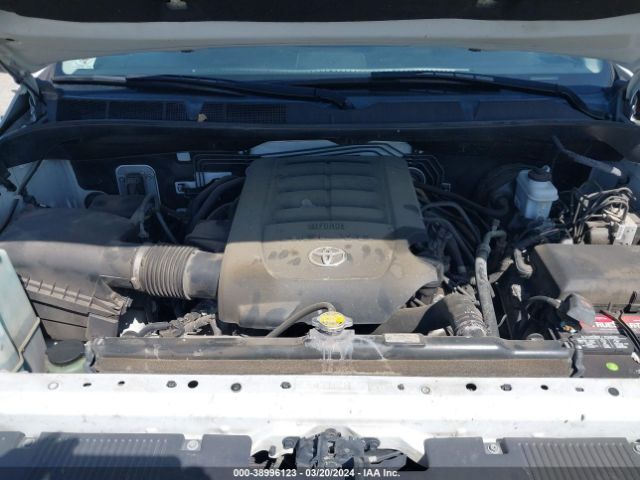 5TFEM5F15EX082524 Toyota Tundra Sr5 4.6l V8