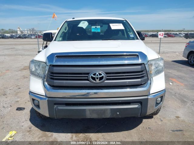 5TFEM5F15EX082524 Toyota Tundra Sr5 4.6l V8