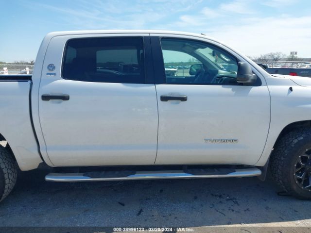5TFEM5F15EX082524 Toyota Tundra Sr5 4.6l V8