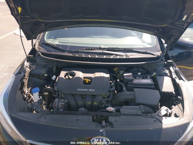 KIA FORTE LX 2018 3KPFK4A76JE212871 Image 10