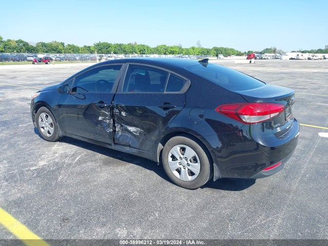 KIA FORTE LX 2018 3KPFK4A76JE212871 Image 3