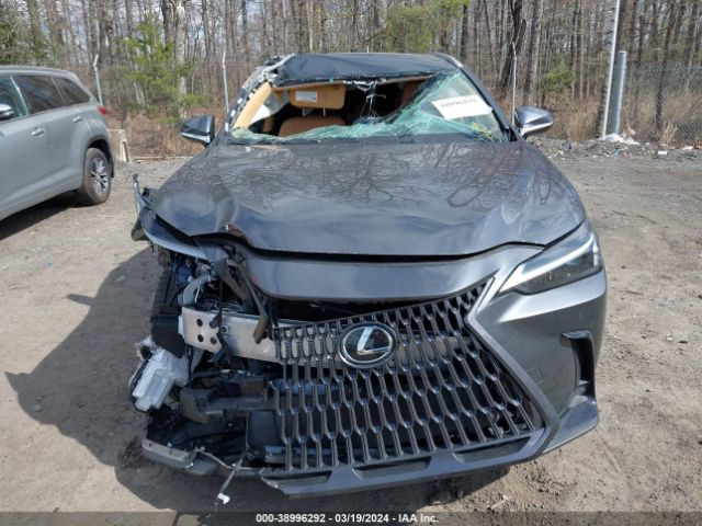 2T2GDCAZ2PC003978 Lexus Nx 250 Premium