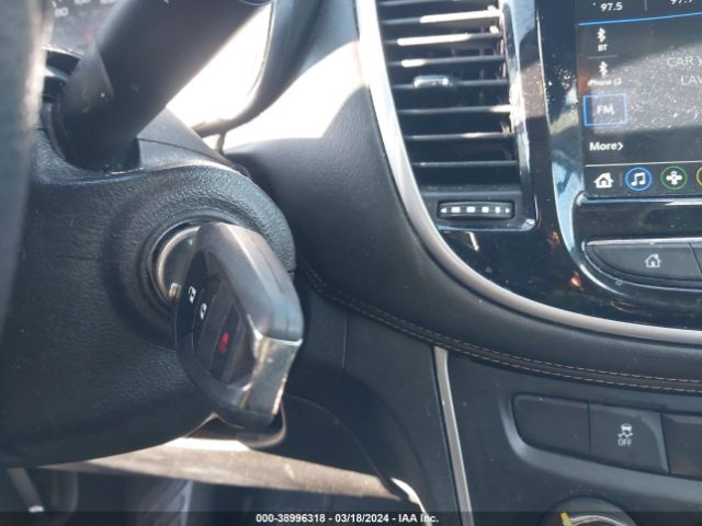 3GNCJKSB2KL185248 Chevrolet TRAX LS