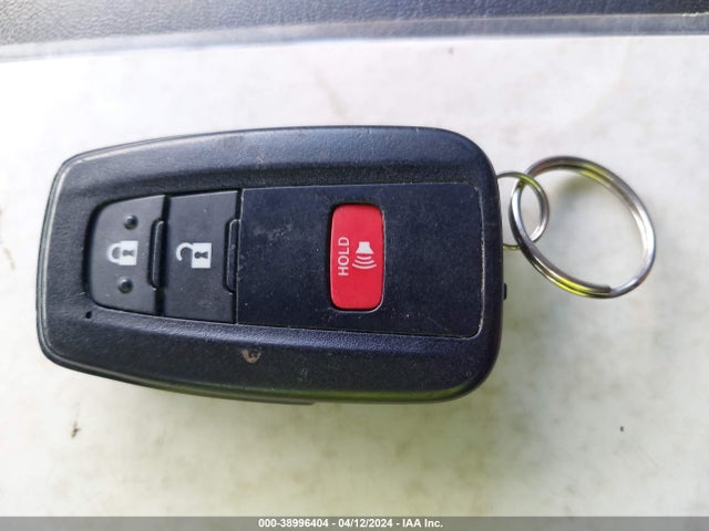 Toyota C-HR XLE 2019 NMTKHMBX9KR086359 Image 11