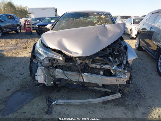 Toyota C-HR XLE 2019 NMTKHMBX9KR086359 Image 13