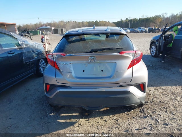 Toyota C-HR XLE 2019 NMTKHMBX9KR086359 Image 17