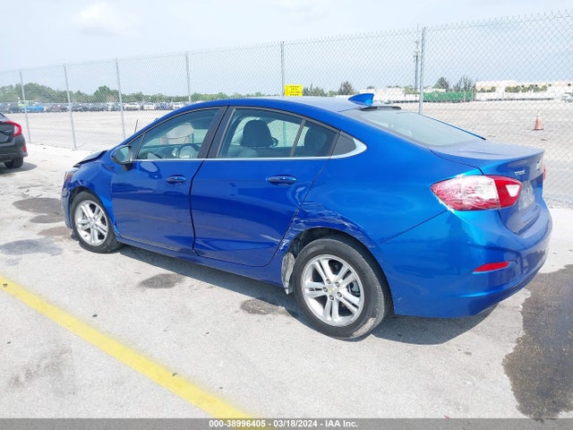 Chevrolet Cruze Lt Auto 2018 1G1BE5SM8J7182913 Image 3