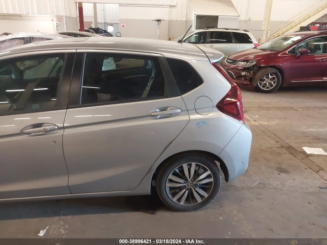 Honda FIT EX 2017 JHMGK5H77HS023751 Image 6