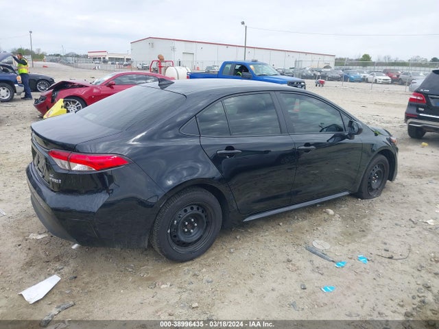 Toyota Corolla Hybrid Le 2024 JTDBCMFE9R3027722 Image 4