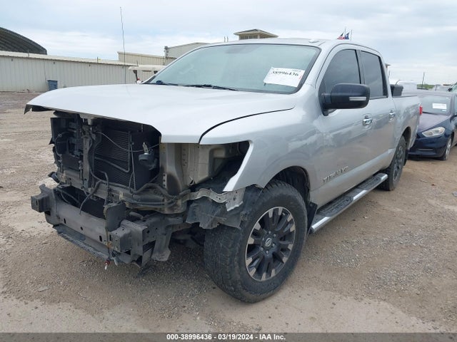 Nissan TITAN SV 2018 1N6AA1E69JN509560 Image 2