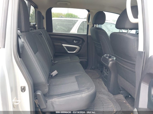 Nissan TITAN SV 2018 1N6AA1E69JN509560 Image 8