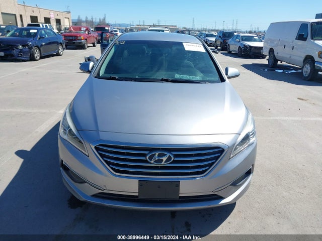 Hyundai SONATA SE 2016 5NPE24AF1GH362491 Image 12