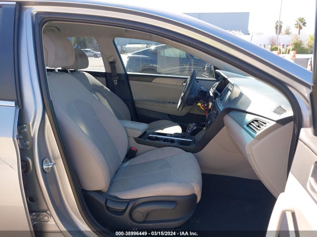 Hyundai SONATA SE 2016 5NPE24AF1GH362491 Image 5