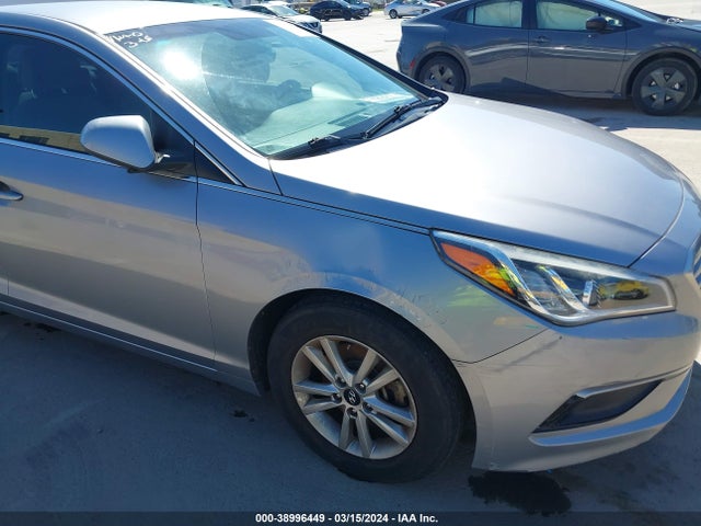 Hyundai SONATA SE 2016 5NPE24AF1GH362491 Image 6