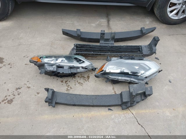 Nissan ROGUE SV 2018 5N1AT2MT5JC714536 Image 12