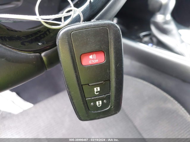 38996487 :رقم المزاد ، JTNKHMBX8K1018287 vin ، 2019 Toyota C-hr Xle مزاد بيع