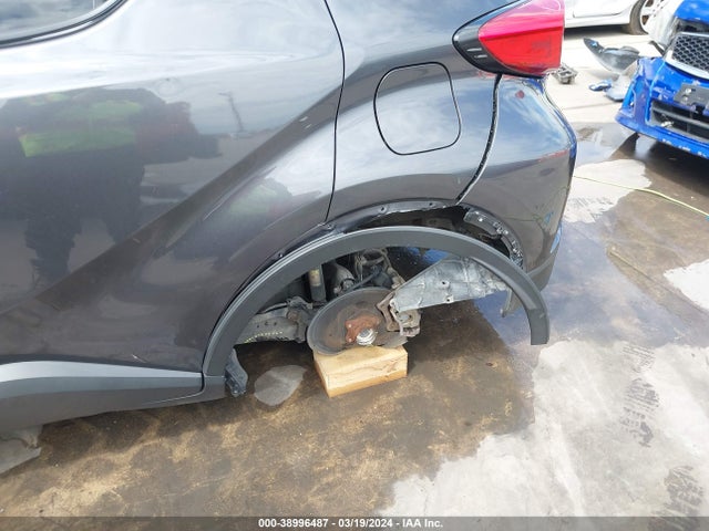 38996487 :رقم المزاد ، JTNKHMBX8K1018287 vin ، 2019 Toyota C-hr Xle مزاد بيع