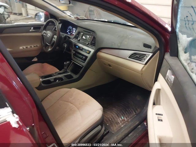Hyundai SONATA SE 2015 5NPE24AF3FH222456 Image 5
