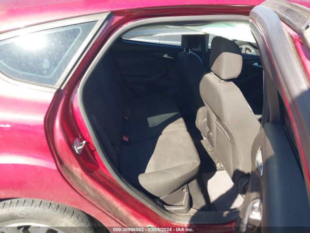 1FADP3K24FL336244 Ford FOCUS SE