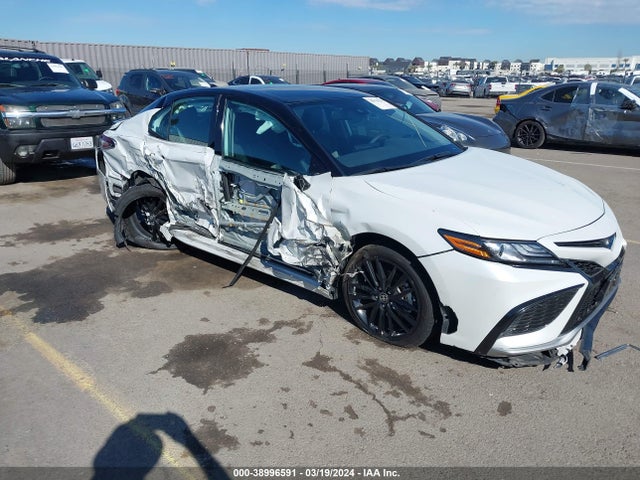 Toyota Camry Xse Hybrid 2023 4T1K31AK0PU051003 main image